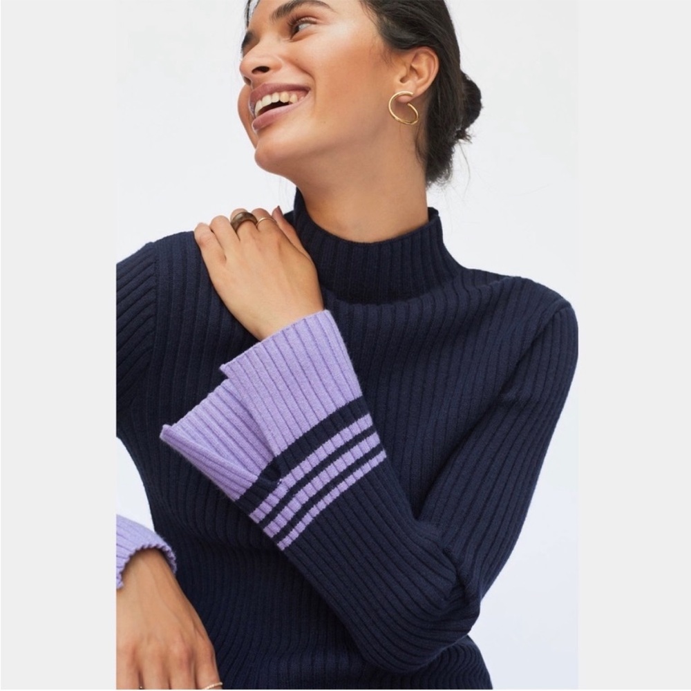 Anthropologie Colorblocked Mock Neck Sweater XL
Navy and Lavender